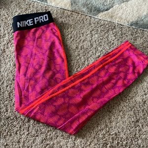 Nike pro 7/8 leggings